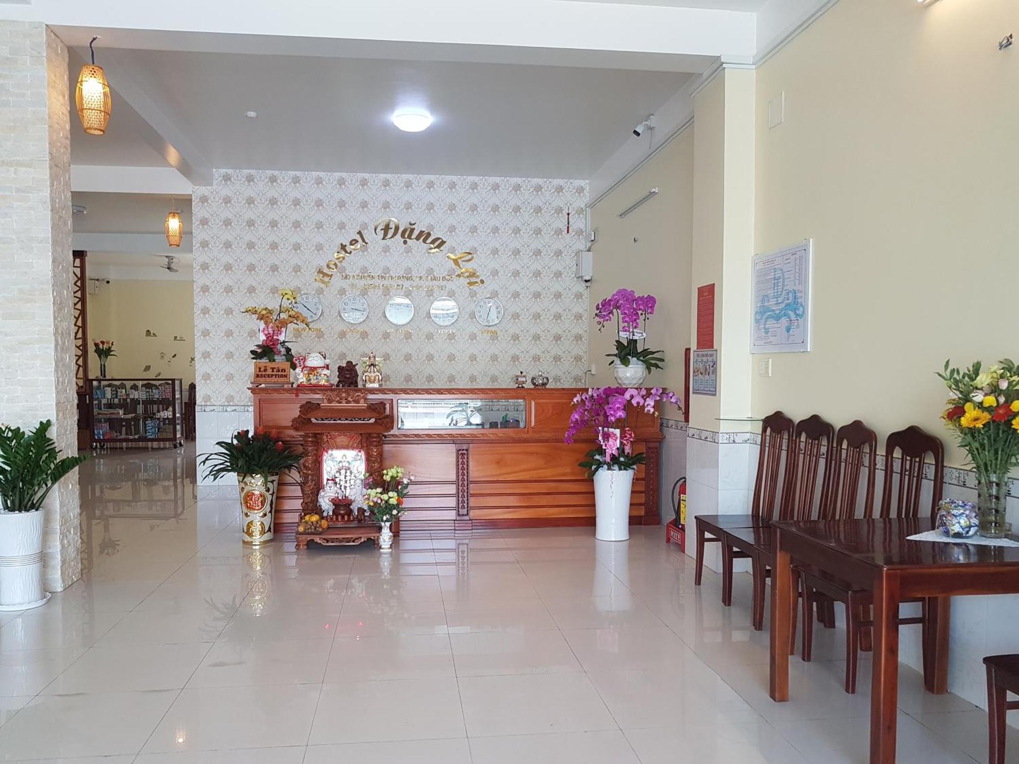 Hostel Dang Loi ホステルダンロイ Chau Doc Extérieur photo