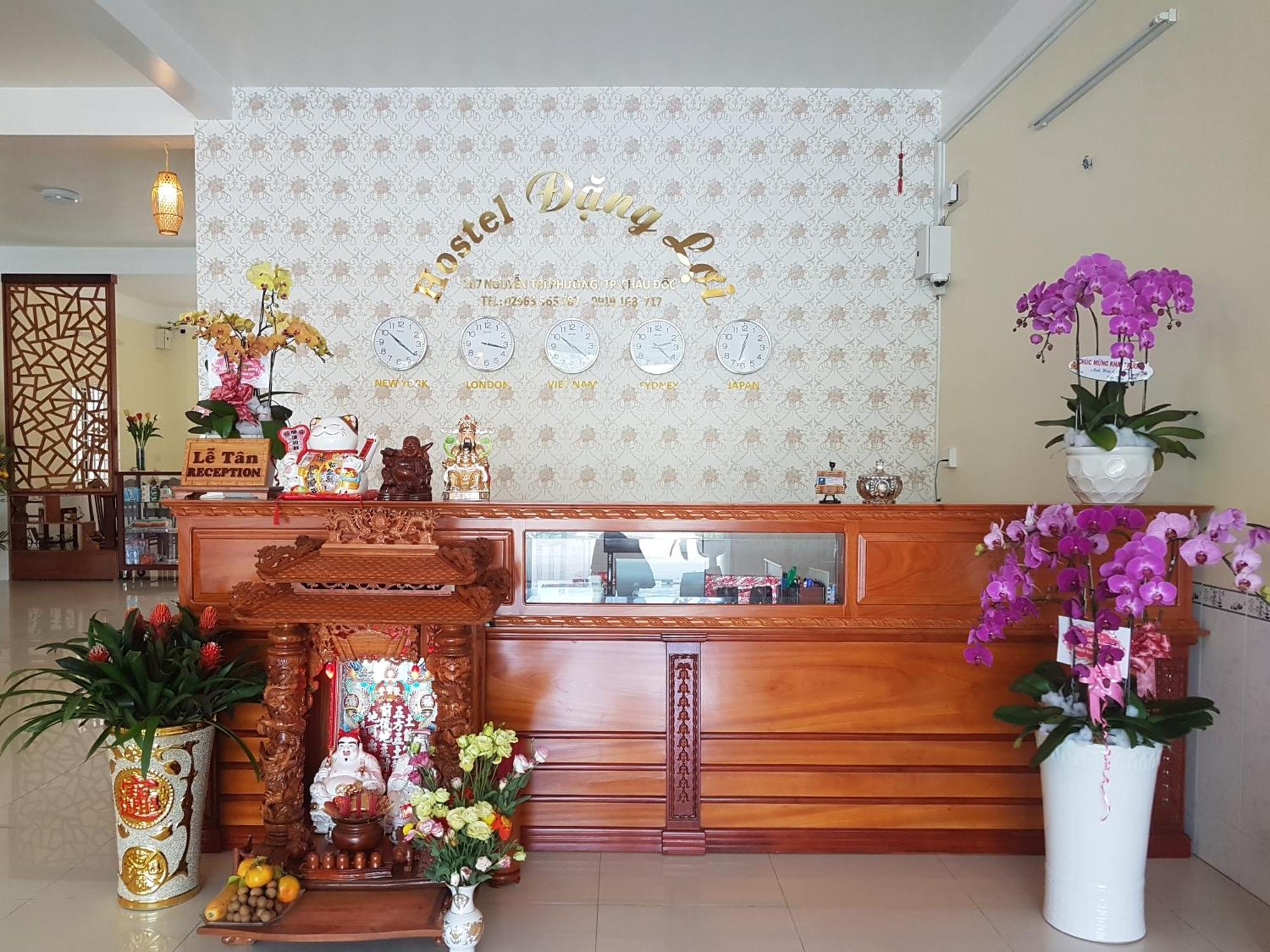 Hostel Dang Loi ホステルダンロイ Chau Doc Extérieur photo
