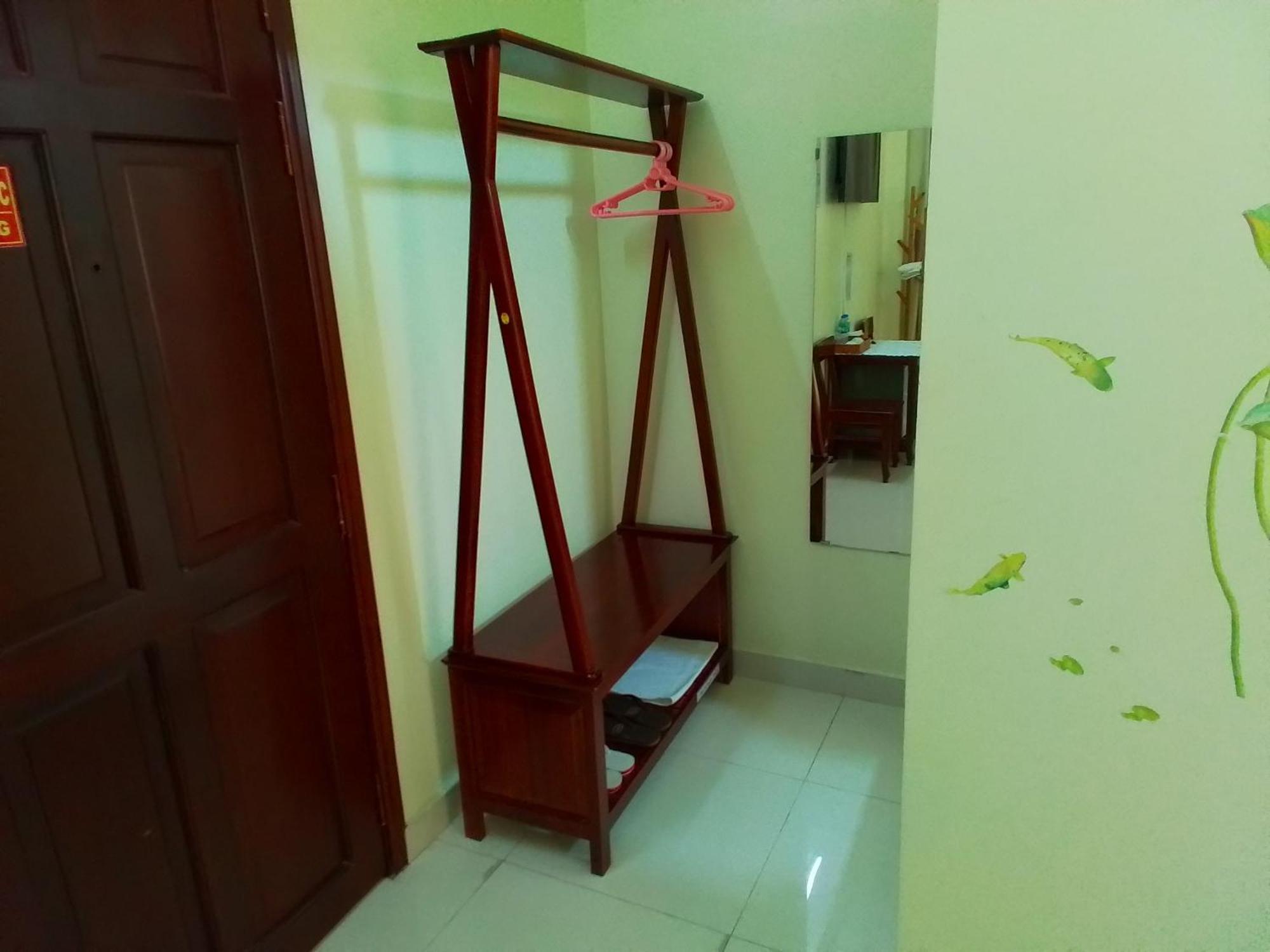 Hostel Dang Loi ホステルダンロイ Chau Doc Extérieur photo